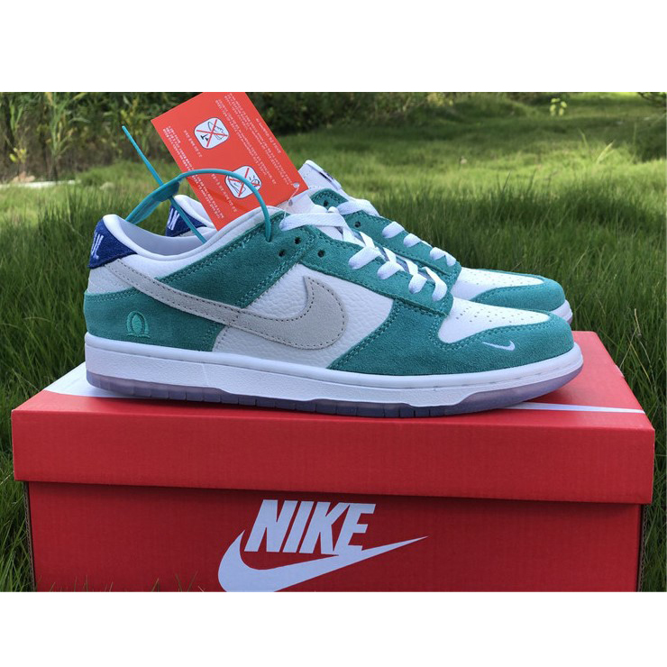 Nike Kasina Dunk Low CZ6501-101 - PerfectKickZ
