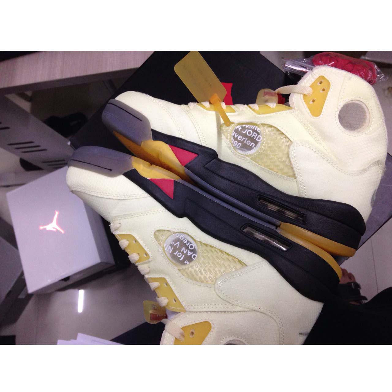 Jordan Air Retro 5 Sail OW DH8565-100 - PerfectKickZ