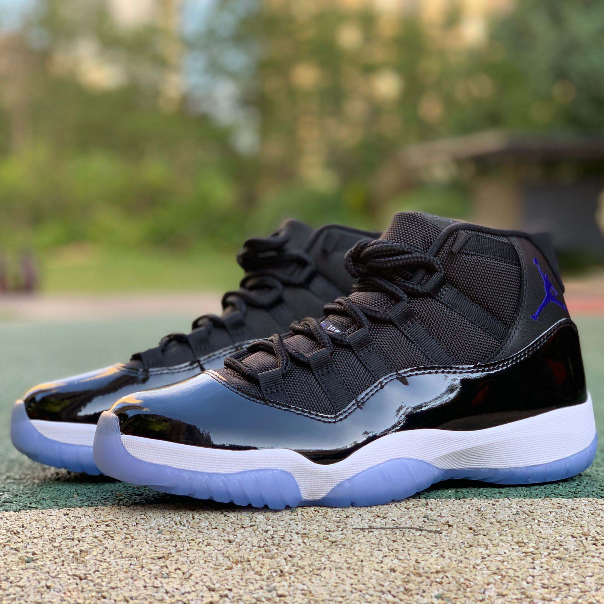 Jordan Air 11 Retro Space Jam 378037-003 - 