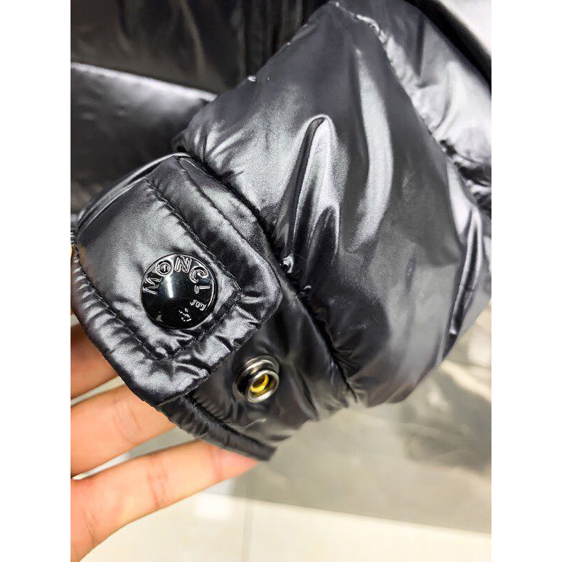 Moncler Black Down Jacket - 
