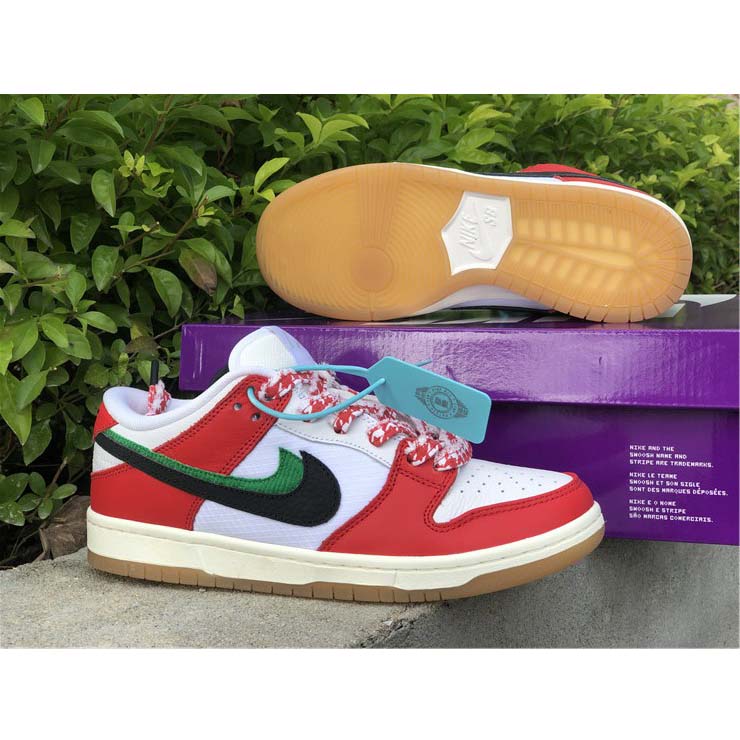 Nike SB Dunk Low "Habibi" Chile Red/White-Lucky Green-Black - 