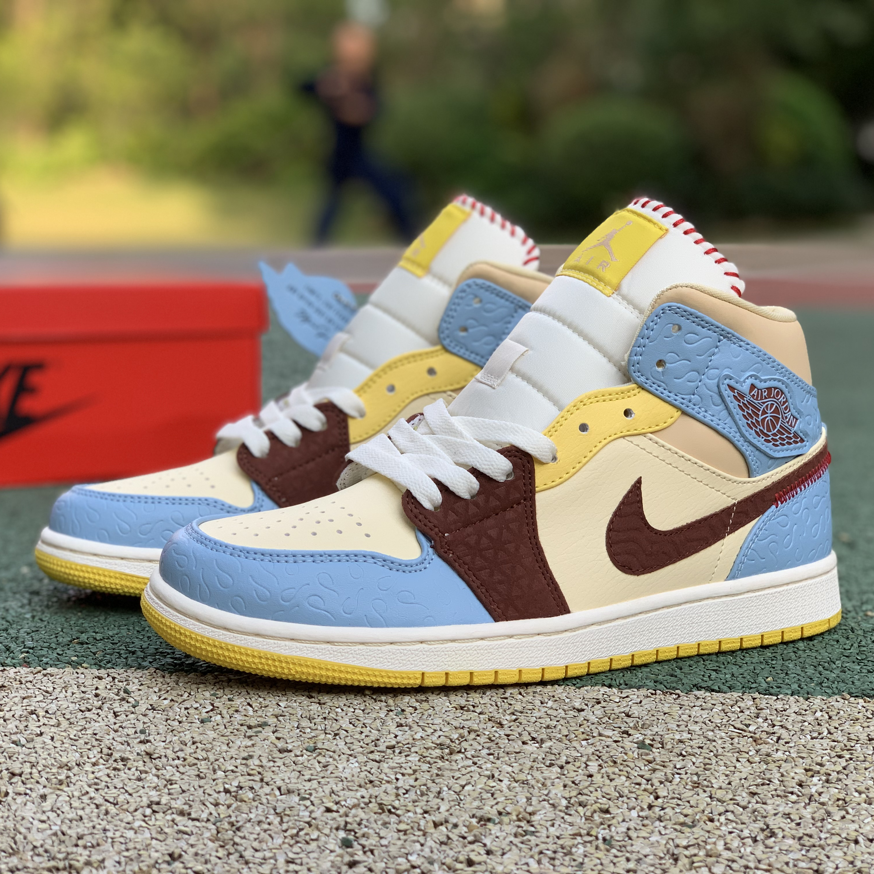 Jordan  Air 1 Mid CU2803-200 - PerfectKickZ