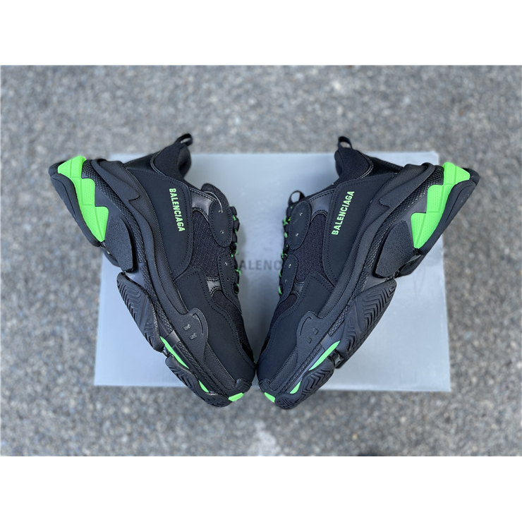 Balenciaga Triple S Sneaker - PerfectKickZ