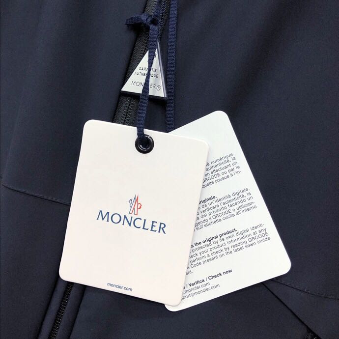 Moncler Hooded Lightweight Down Jacket - PerfectKickZ