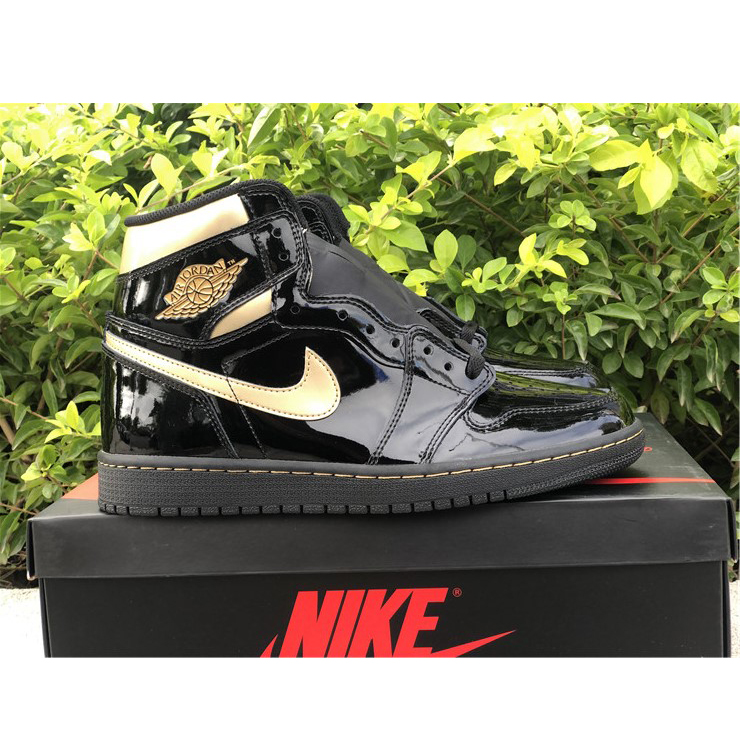 Jordan Air 1 Retro High Black Metallic Gold 555088-032 - PerfectKickZ