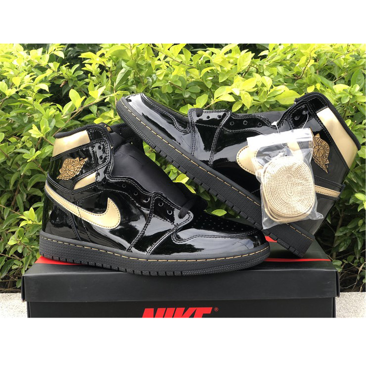 Jordan Air 1 Retro High Black Metallic Gold 555088-032 - PerfectKickZ