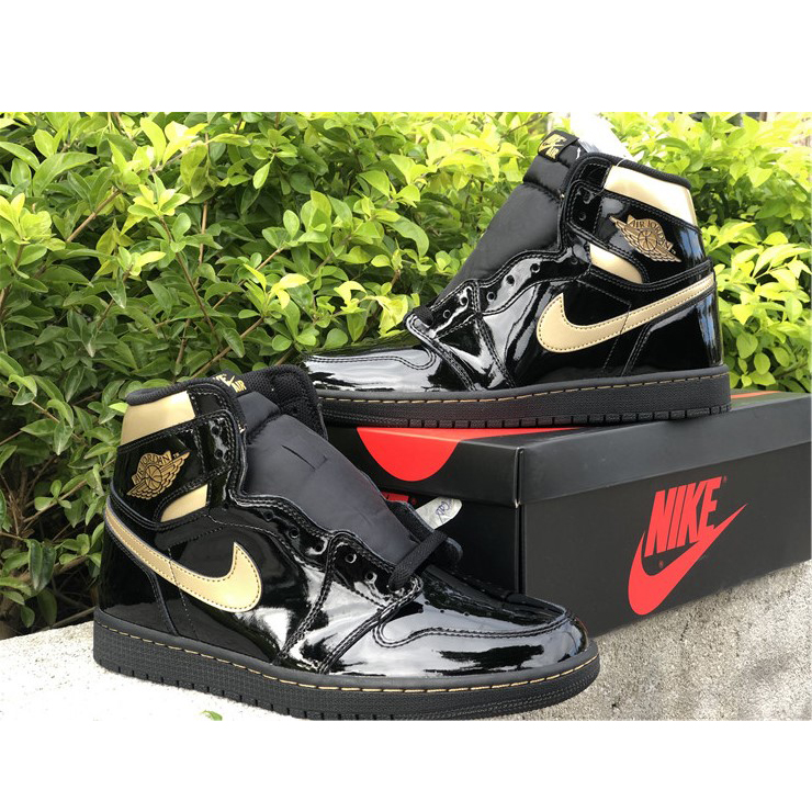 Jordan Air 1 Retro High Black Metallic Gold 555088-032 - PerfectKickZ