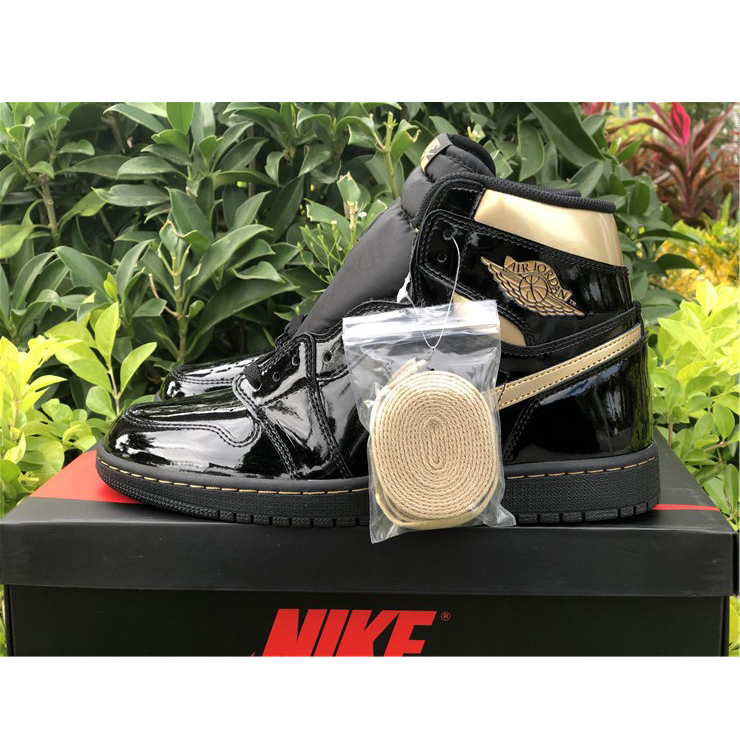 Jordan Air 1 Retro High Black Metallic Gold 555088-032 - PerfectKickZ