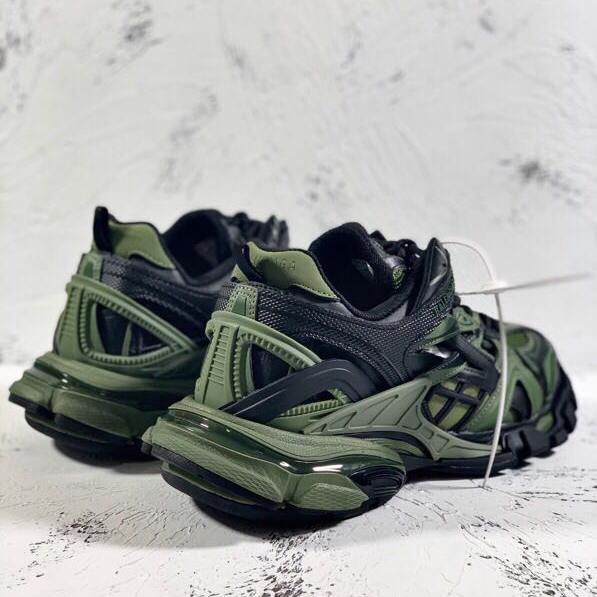 Balenciaga Track.2 Sneakers - 