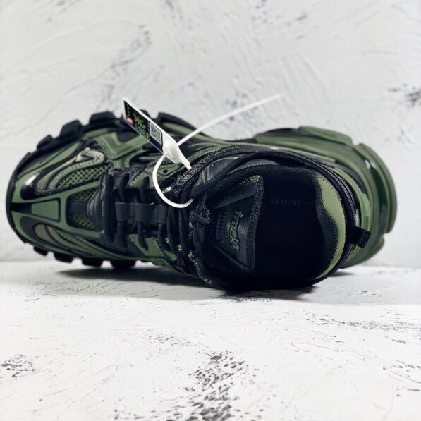 Balenciaga Track.2 Sneakers - 
