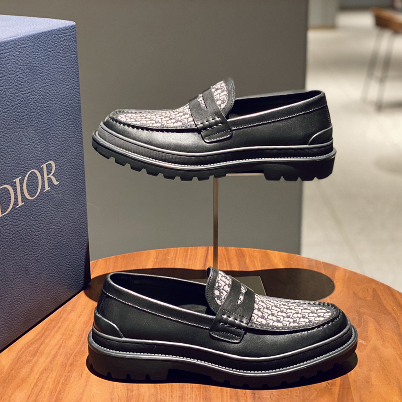 Dior  Oblique Explorer Loafer - PerfectKickZ