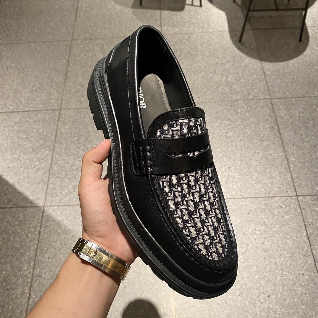 Dior  Oblique Explorer Loafer - PerfectKickZ