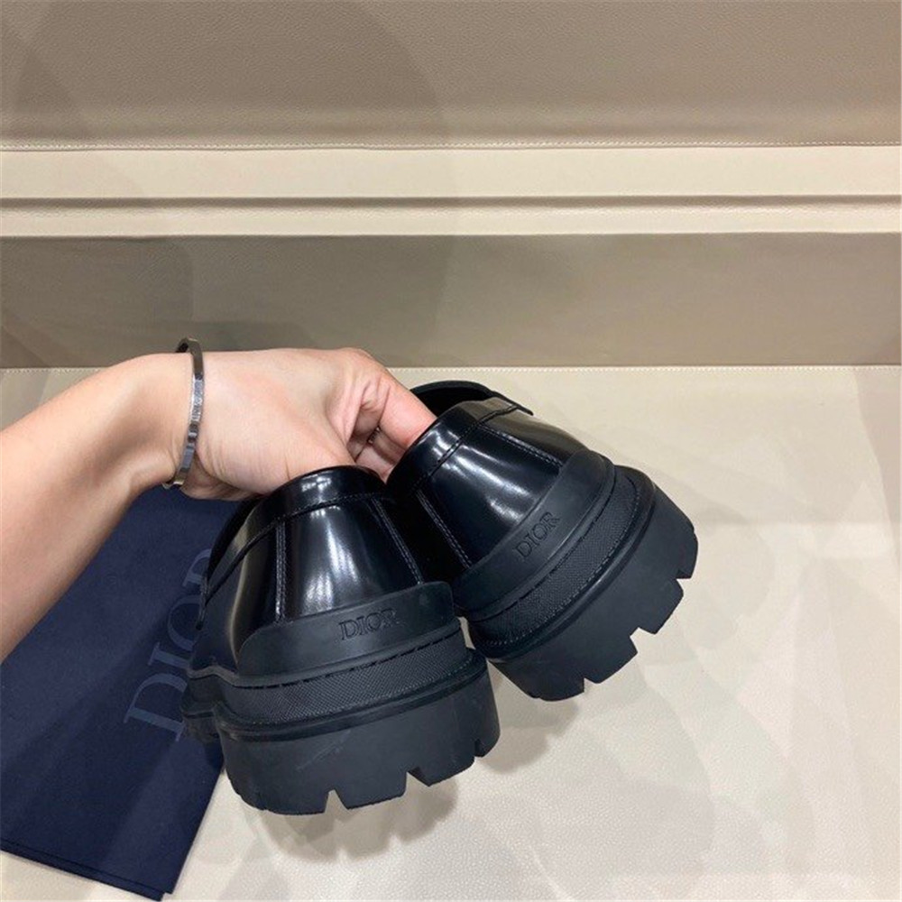 Dior Leather Sneaker - PerfectKickZ