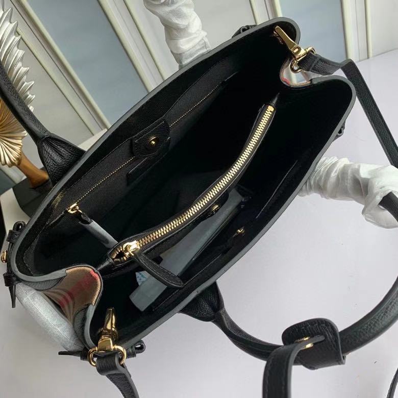 Burberry Shoulder Bag - PerfectKickZ