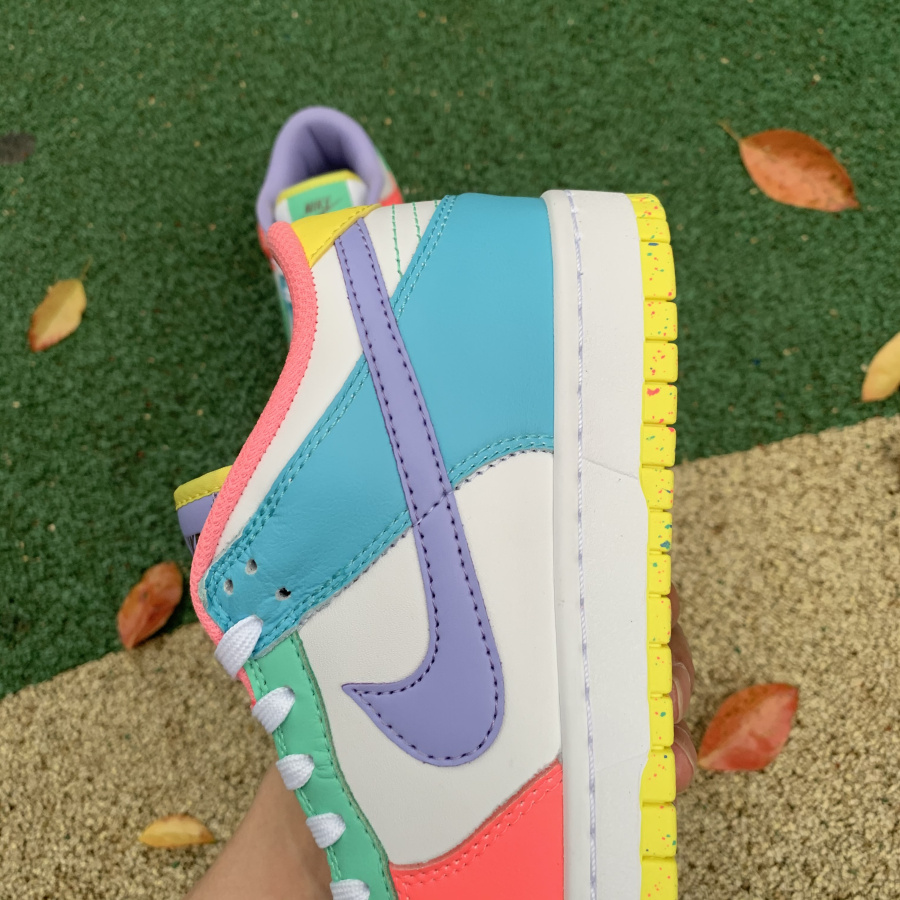 Nike SB Dunk Low "Easter" DD1872-100 - 