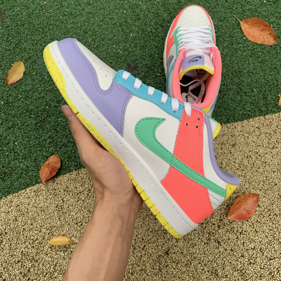 Nike SB Dunk Low "Easter" DD1872-100 - 