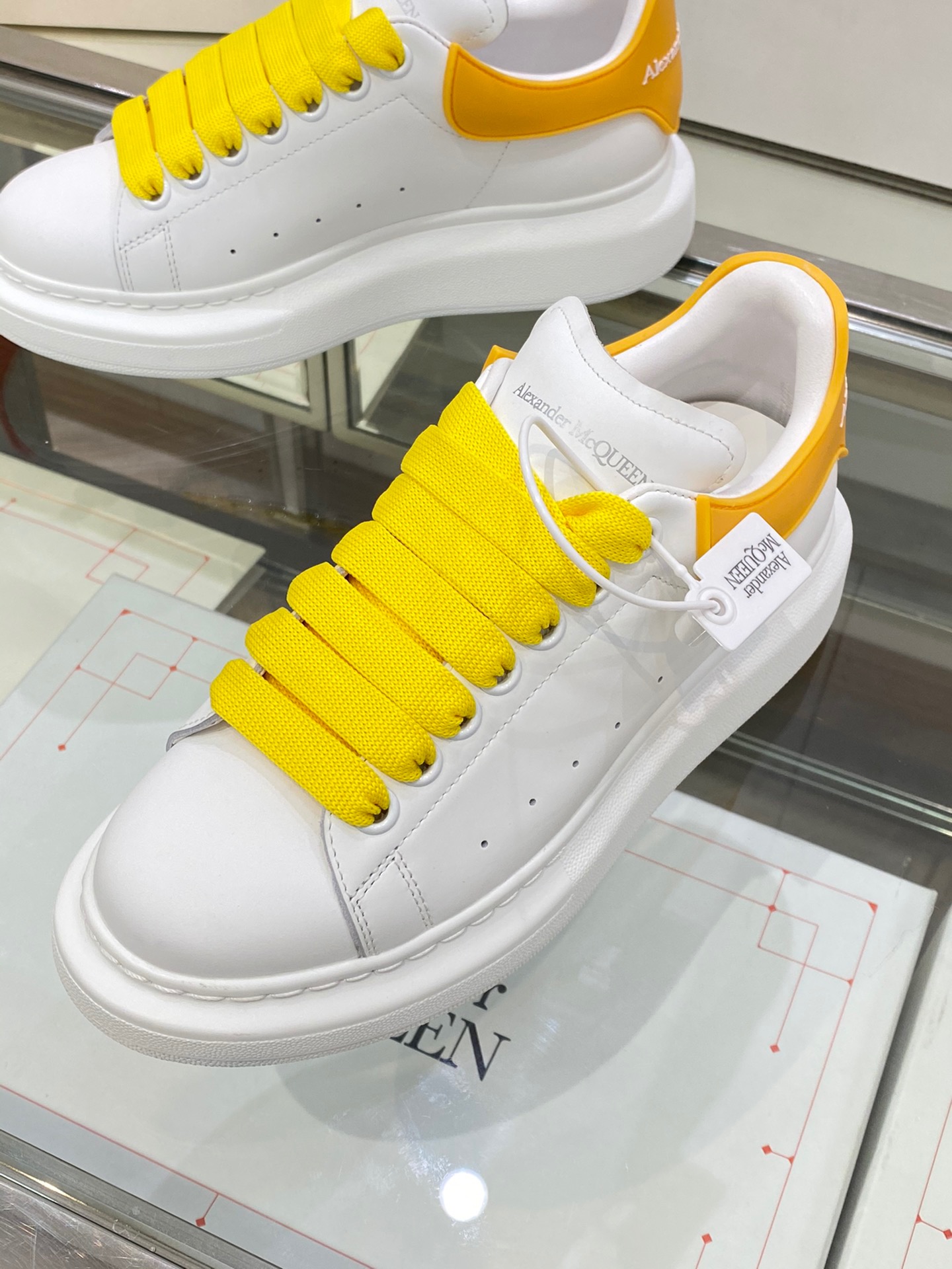 Alexander Mqueen Low-Top Air Platform Leather Sneakers    - PerfectKickZ