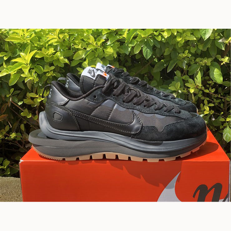 Sacai X Nike VaporWaffle 'Black/Gum' DD1875-001 - PerfectKickZ