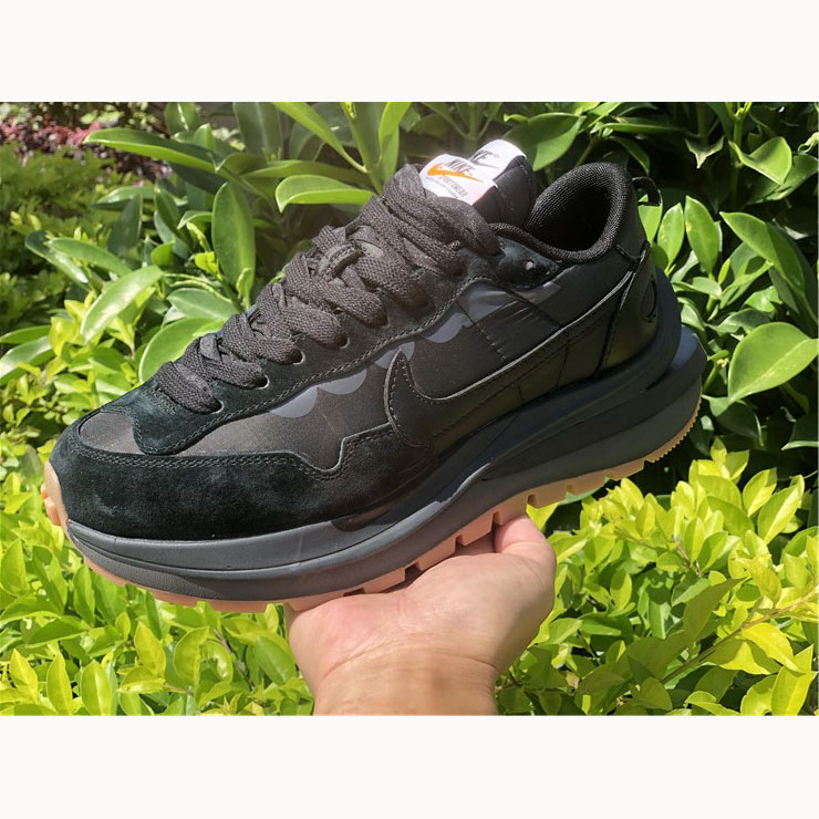 Sacai X Nike VaporWaffle 'Black/Gum' DD1875-001 - PerfectKickZ