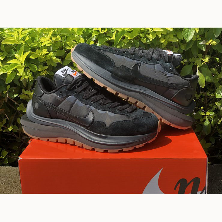 Sacai X Nike VaporWaffle 'Black/Gum' DD1875-001 - PerfectKickZ