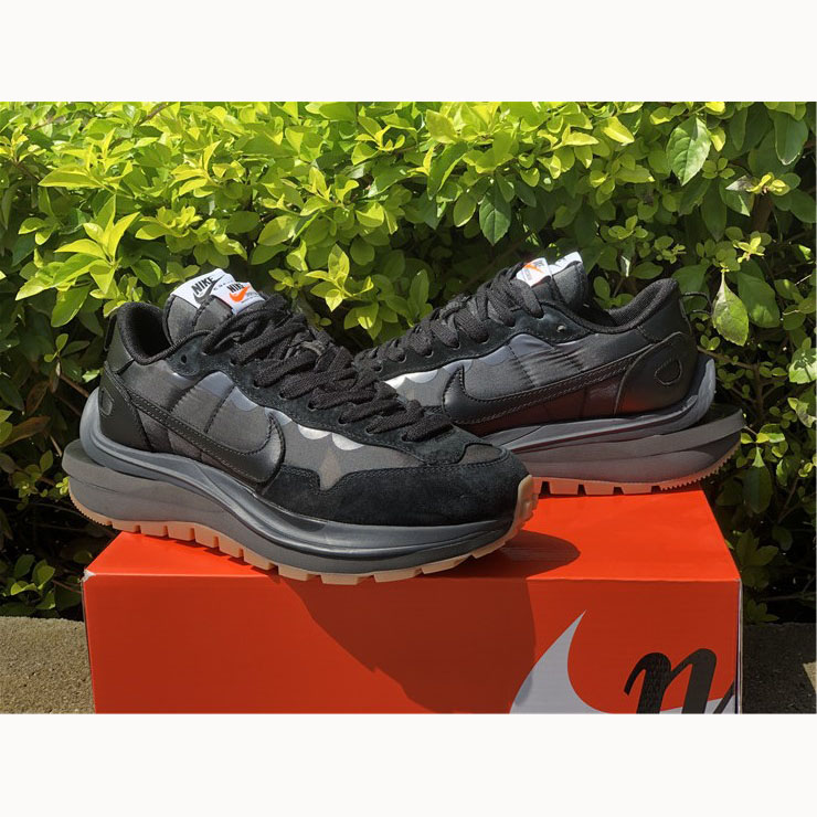 Sacai X Nike VaporWaffle 'Black/Gum' DD1875-001 - PerfectKickZ