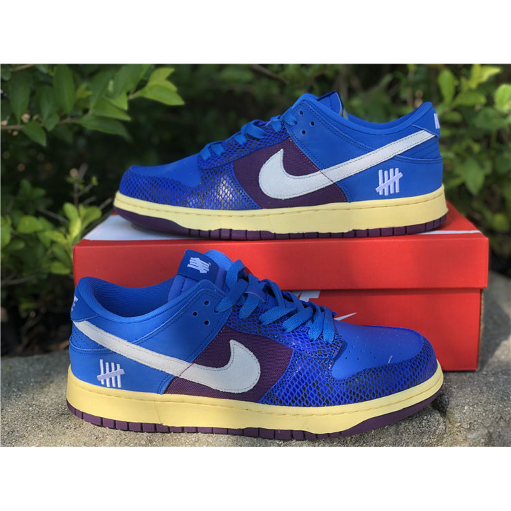 Undefeated X Nike Dunk Low - 