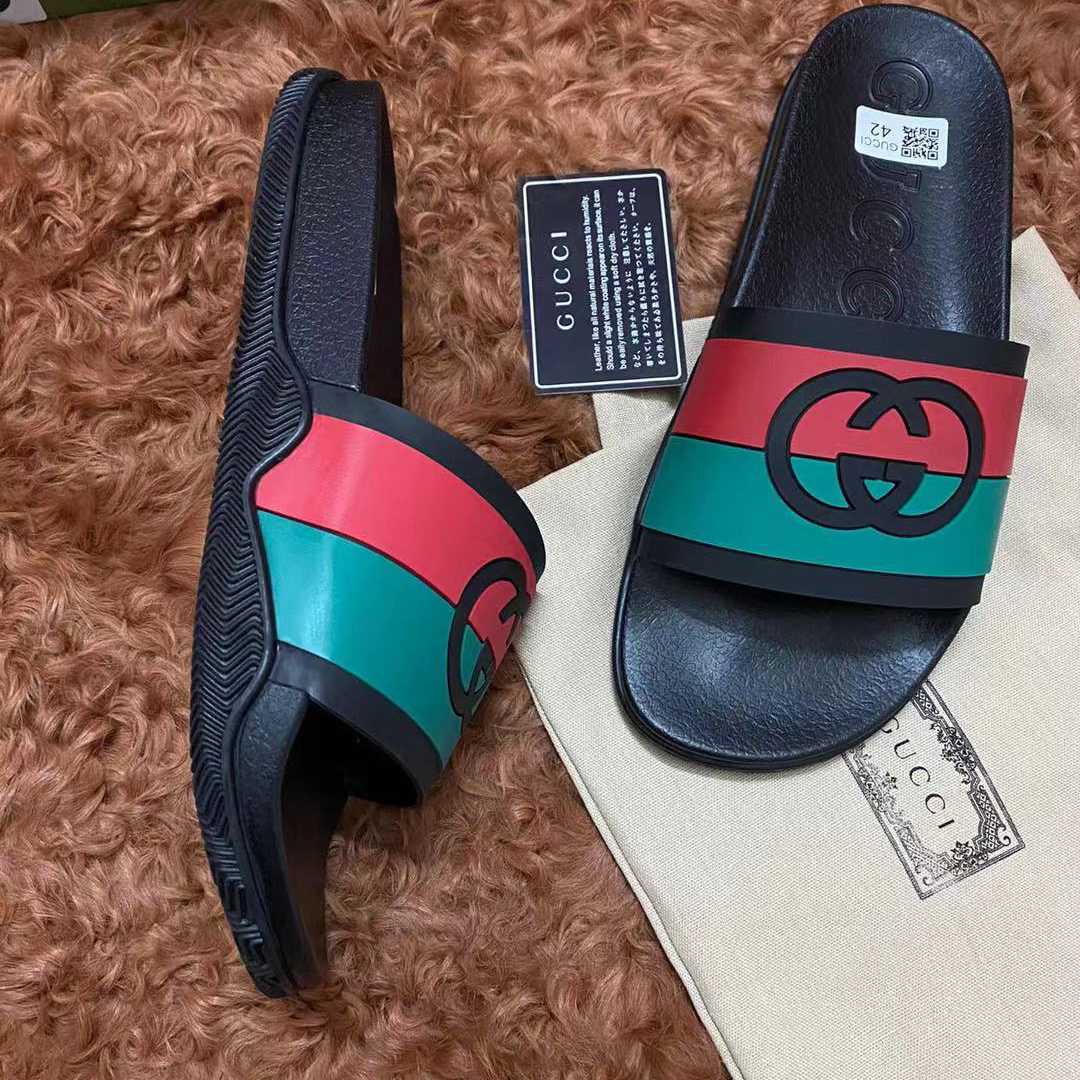 Gucci Men's Interlocking G Slide Sandal - 