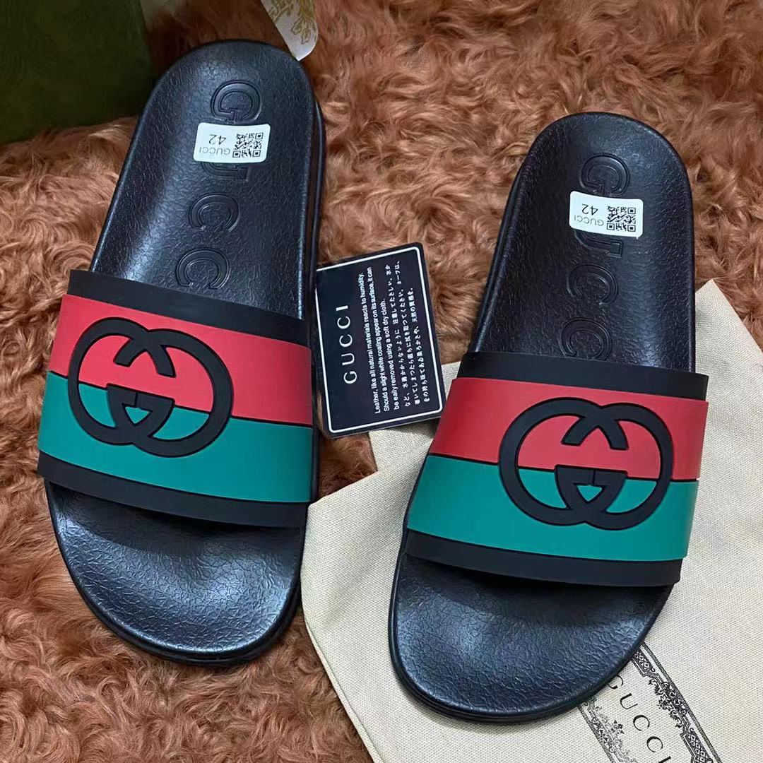 Gucci Men's Interlocking G Slide Sandal - PerfectKickZ