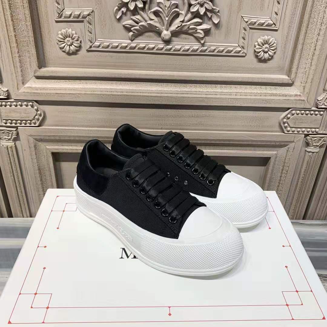 Alexander Mqueen Deck Lace-Up Plimsoll Sneaker - 