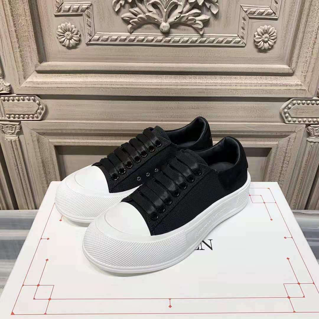 Alexander Mqueen Deck Lace-Up Plimsoll Sneaker - 