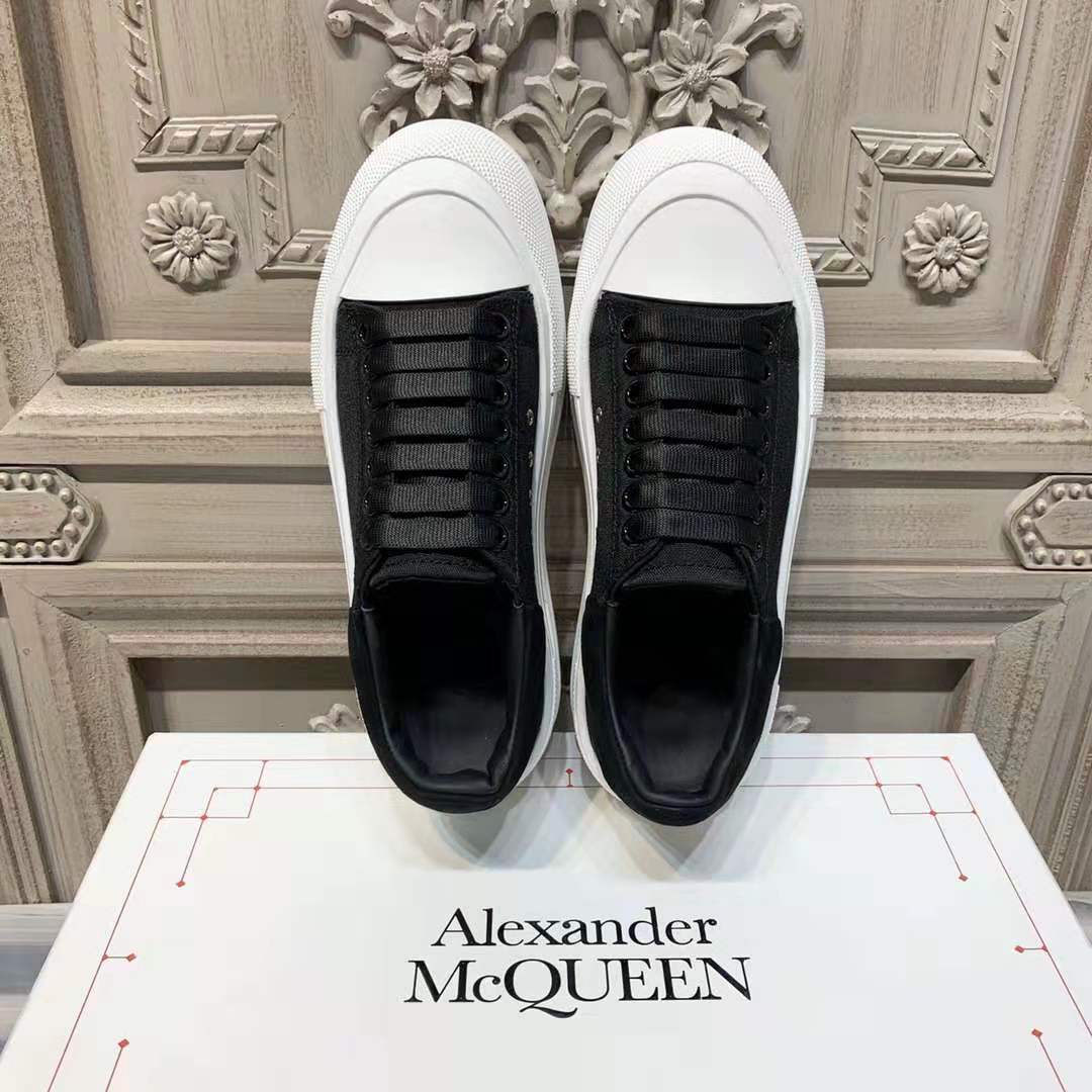 Alexander Mqueen Deck Lace-Up Plimsoll Sneaker - 