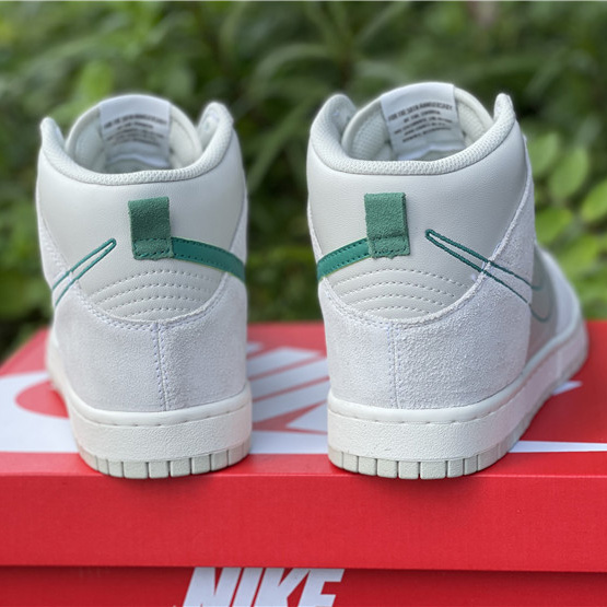 Nike Dunk High 'First Use' - 