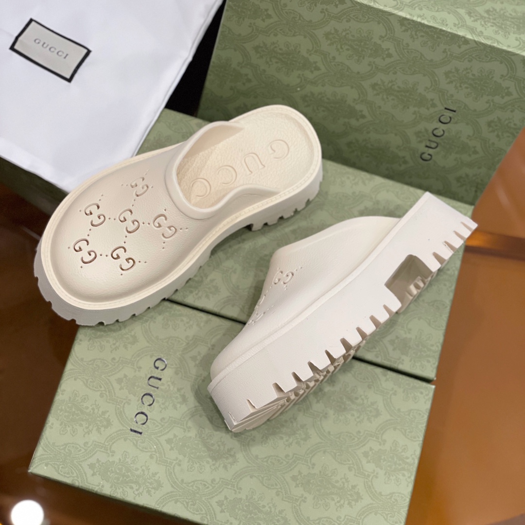 Gucci GG Slides - PerfectKickZ