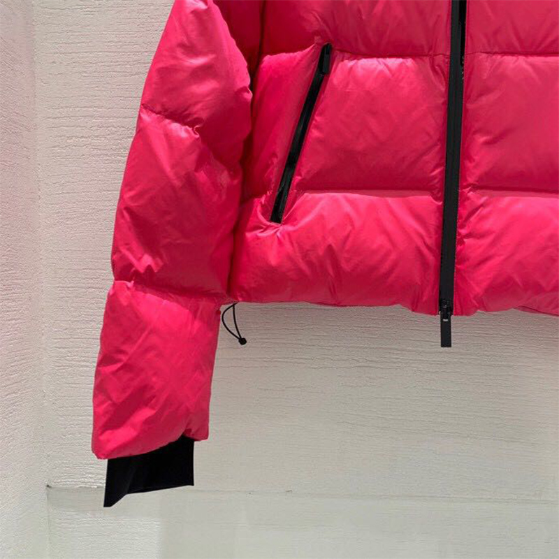 Moncler  Jasione Short Down Jacket In Bubblegum Pink - PerfectKickZ