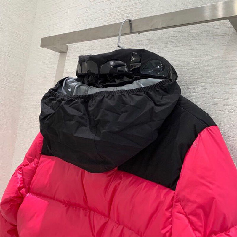 Moncler  Jasione Short Down Jacket In Bubblegum Pink - PerfectKickZ