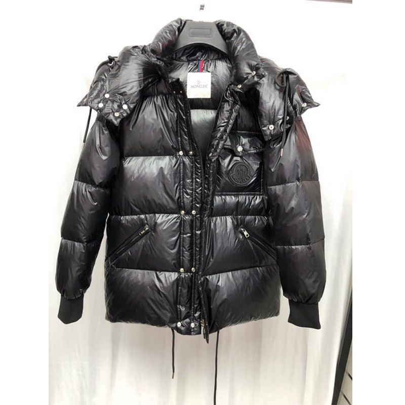 Moncler  Lamentin Short Down Jacket In Black - PerfectKickZ