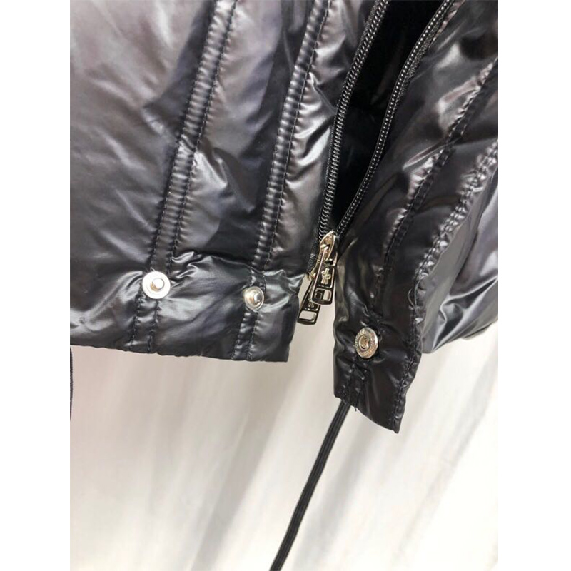 Moncler  Lamentin Short Down Jacket In Black - PerfectKickZ