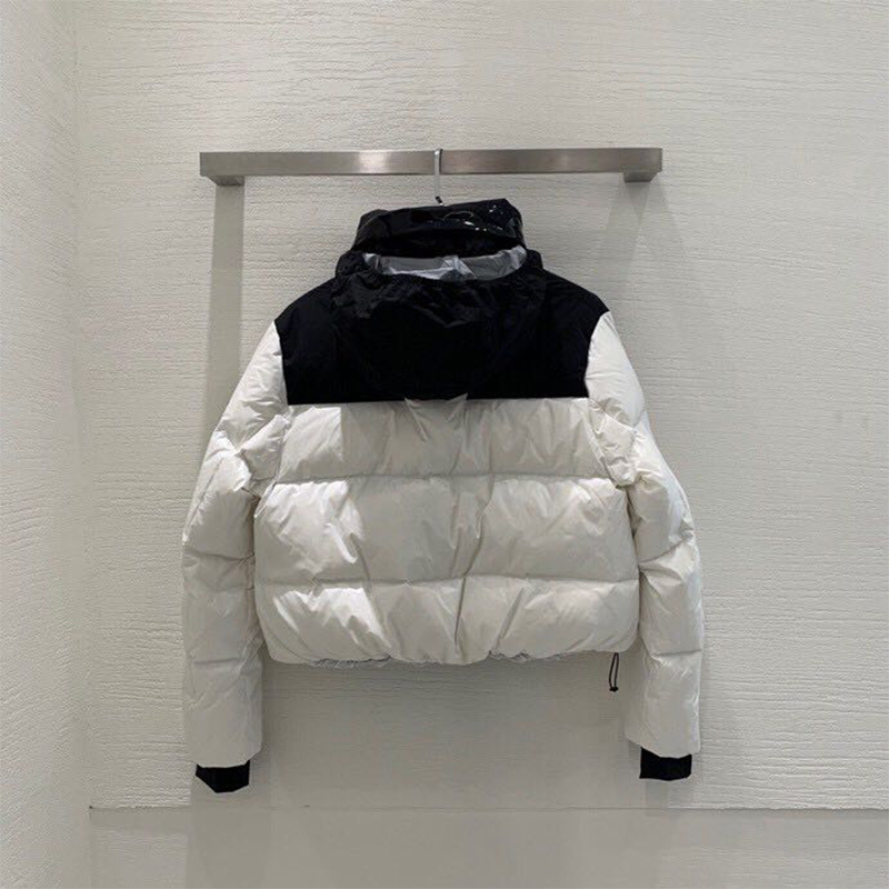 Moncler Jasione Short Down Jacket In White - PerfectKickZ