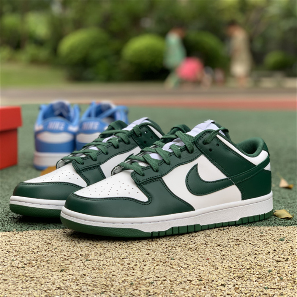 Nike Dunk Low Team Green Sneaker - PerfectKickZ