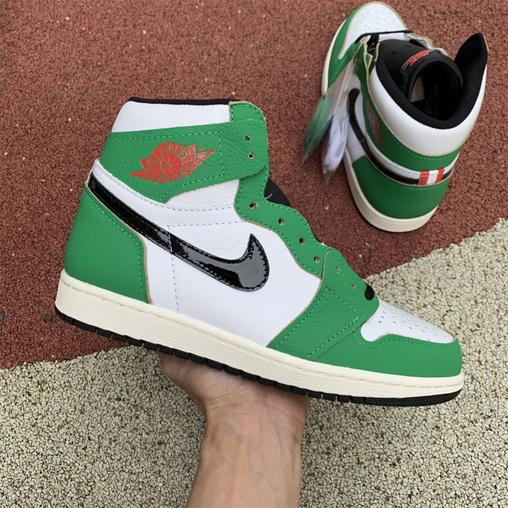 Jordan AJ1 High OG WMNS “Lucky Green” - 