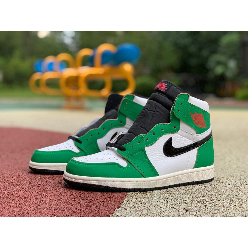 Jordan AJ1 High OG WMNS “Lucky Green” - PerfectKickZ