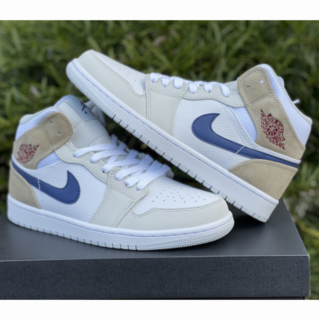 Jordan AJ1 Mid DO6726 100 - 