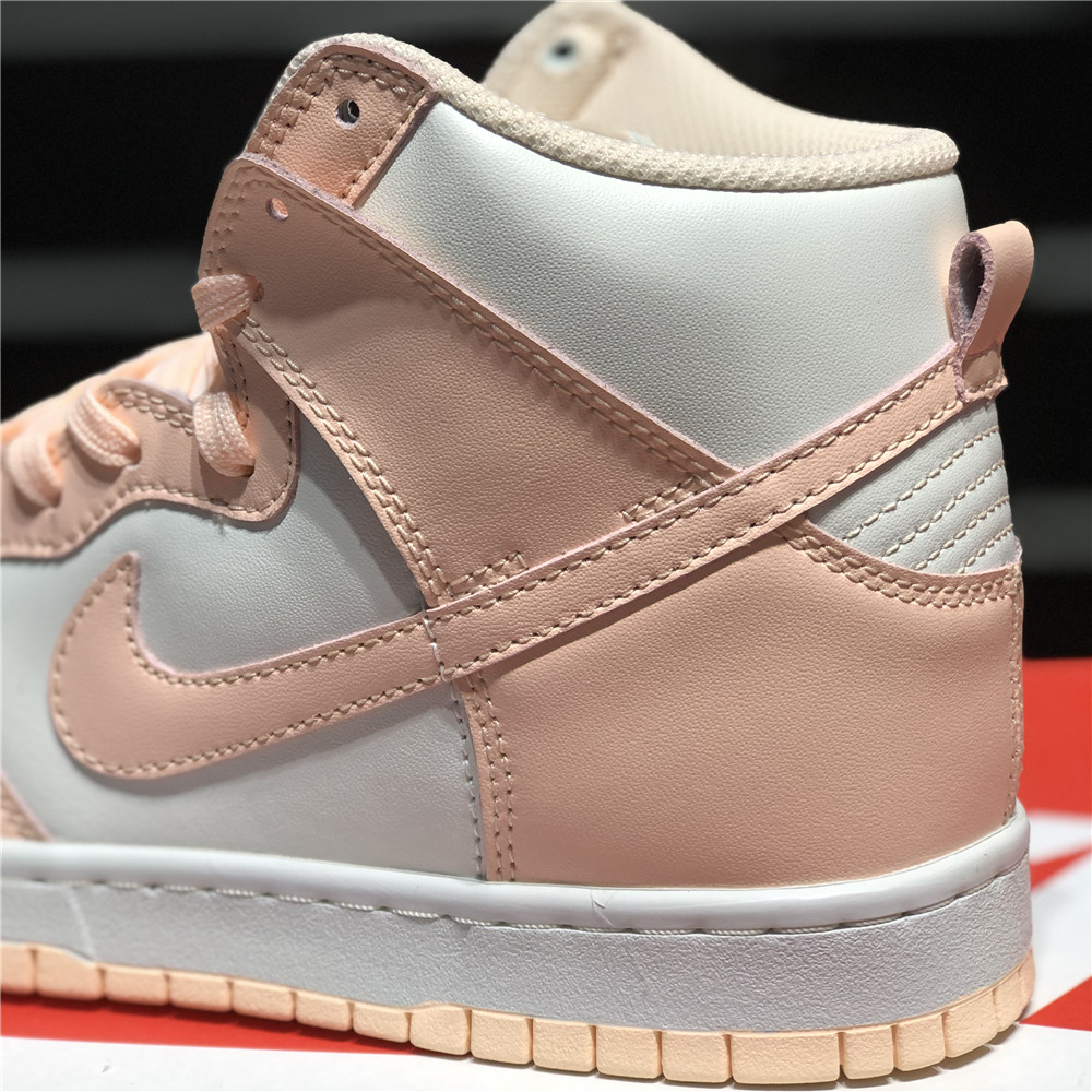 Nike Wmns SB Dunk HighCrimson Tint Sneaker - PerfectKickZ