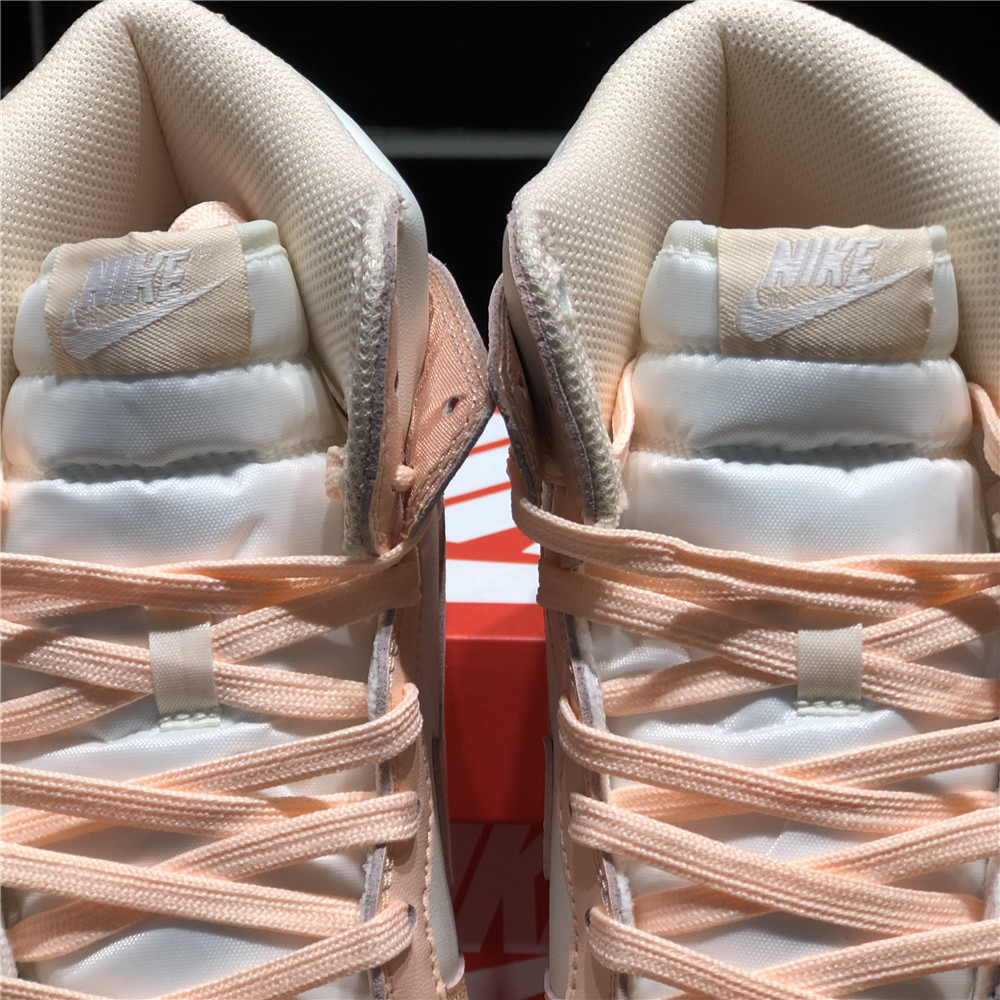 Nike Wmns SB Dunk HighCrimson Tint Sneaker - PerfectKickZ