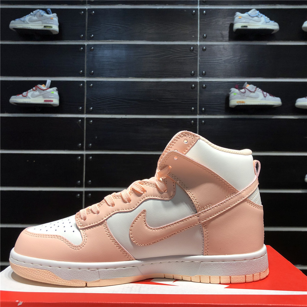 Nike Wmns SB Dunk HighCrimson Tint Sneaker - PerfectKickZ