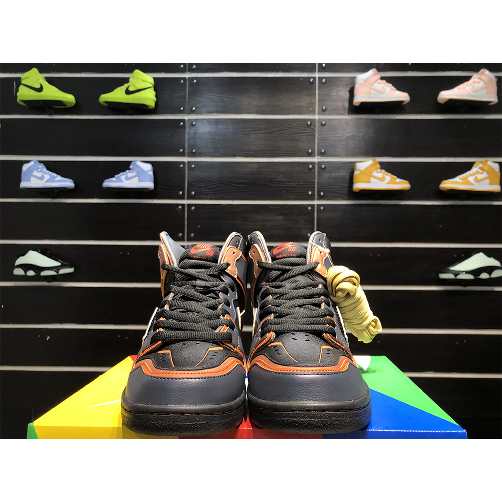 Nike SB Dunk High Gundam Banshee Dunk - 
