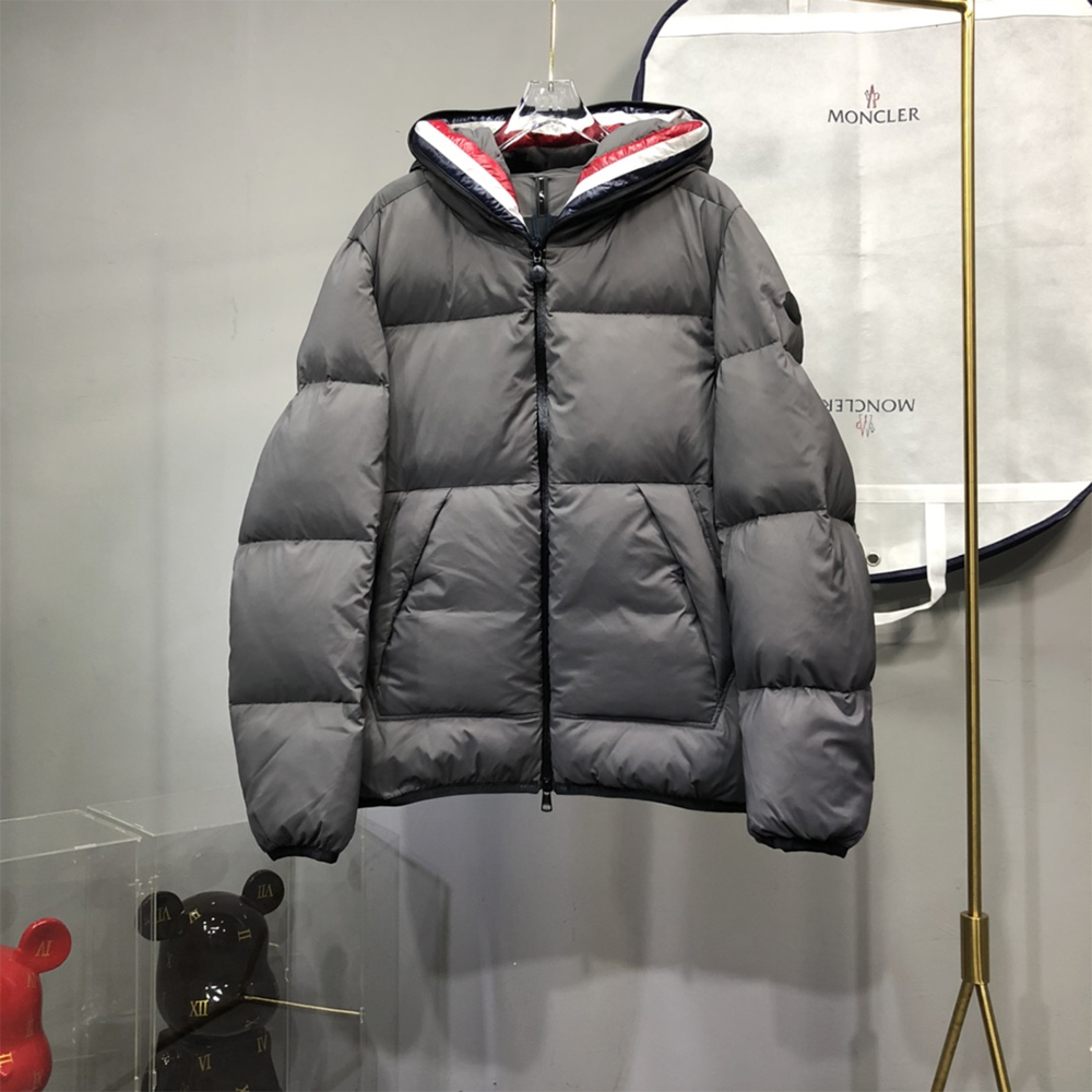 Moncler Short Down Jacket - PerfectKickZ
