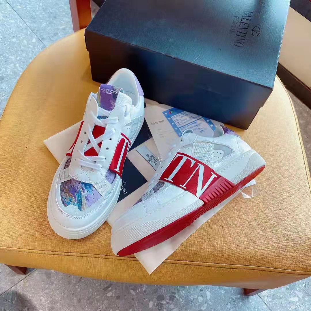 Valenti V Logo Sneaker - PerfectKickZ