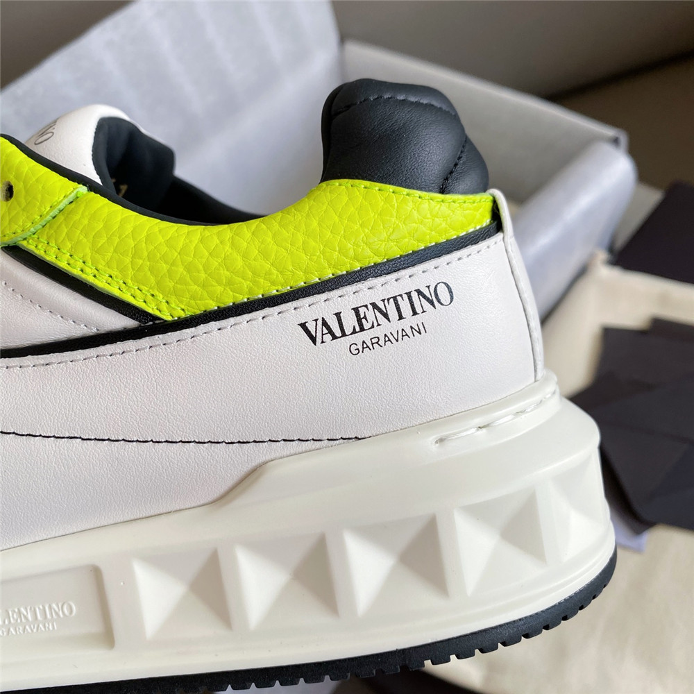 Valenti  Garavani One Stud Low-Top Sneaker In Nappa - PerfectKickZ
