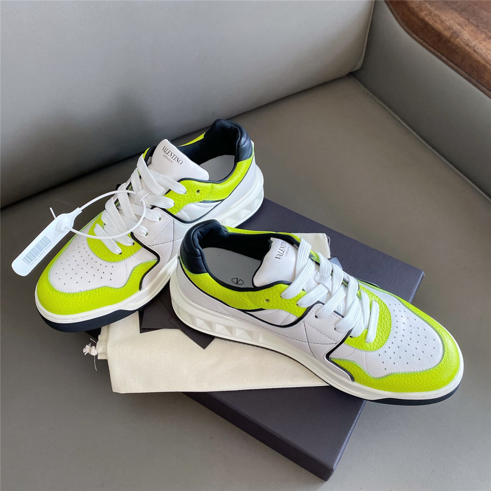 Valenti  Garavani One Stud Low-Top Sneaker In Nappa - 